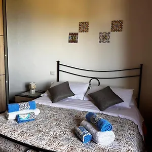 Casa Gambino , Savoca Italia