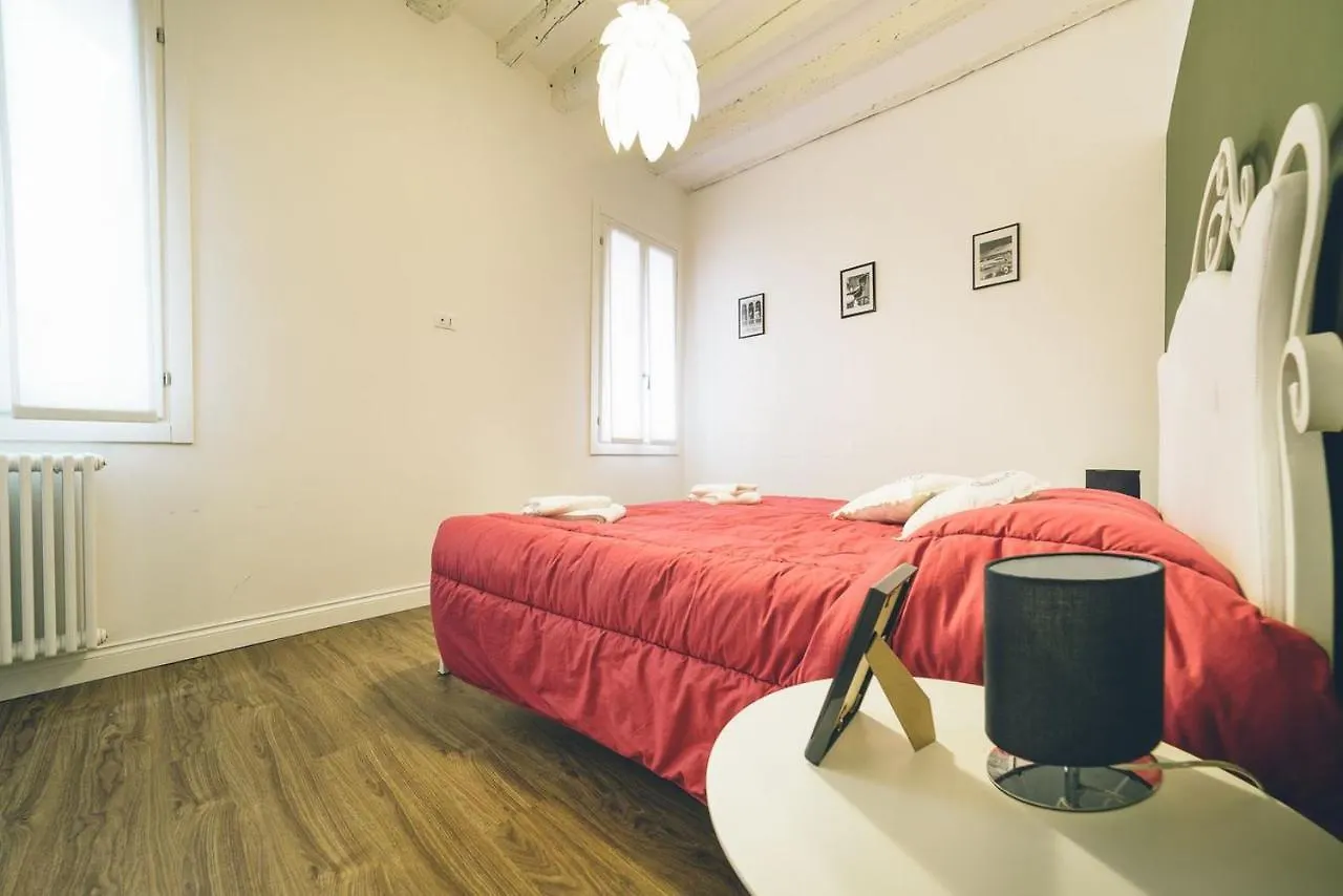 Gold Venice Suite By Wonderful Italy 0*,  Italien